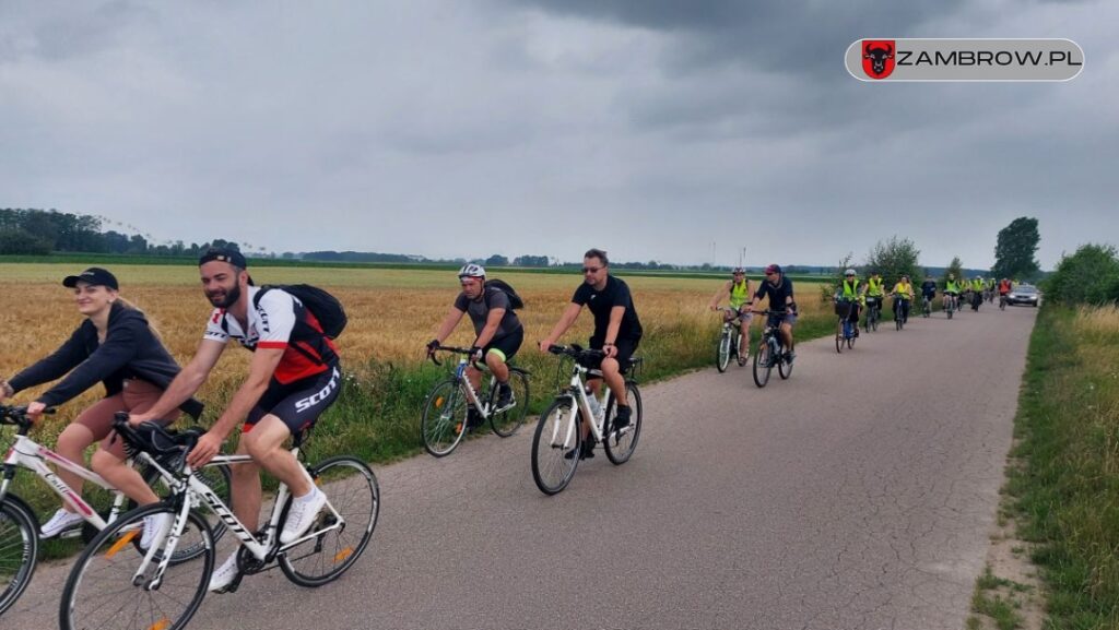 Rowerzyści po raz trzeci na trasie "Zambrów na rowery" 02.07.2023r. fot. A. Trochimowicz