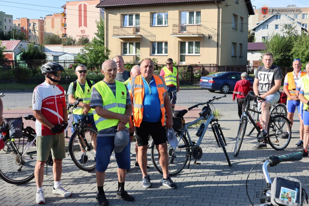 Rowerzyści w tegorocznej pielgrzymce do Hodyszewa 11.08.2024r. fot. M. Maciejewski