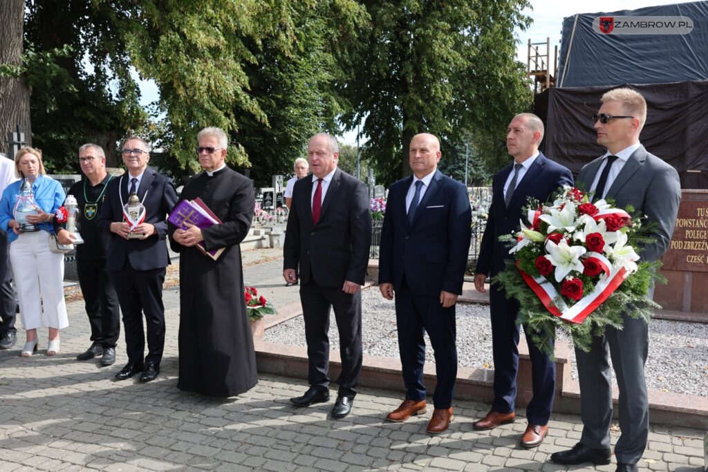 Uczcili pamięć żołnierzy poległych podczas wybuchu II wojny światowej 01.09.2024r. fot. Justyna Włodkowska - Kurpiewska