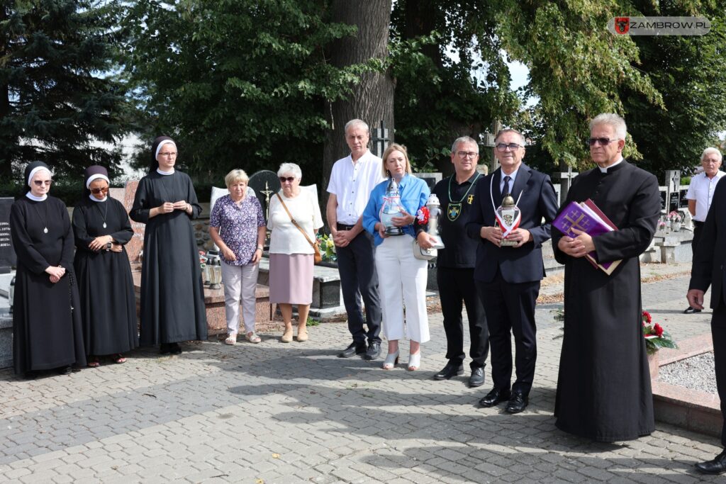 Uczcili pamięć żołnierzy poległych podczas wybuchu II wojny światowej 01.09.2024r. fot. Justyna Włodkowska - Kurpiewska