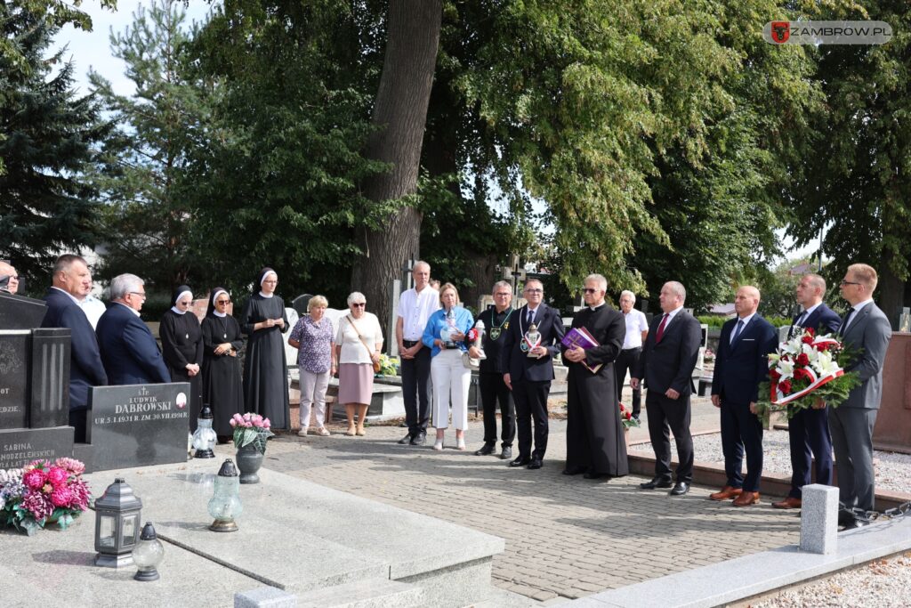 Uczcili pamięć żołnierzy poległych podczas wybuchu II wojny światowej 01.09.2024r. fot. Justyna Włodkowska - Kurpiewska