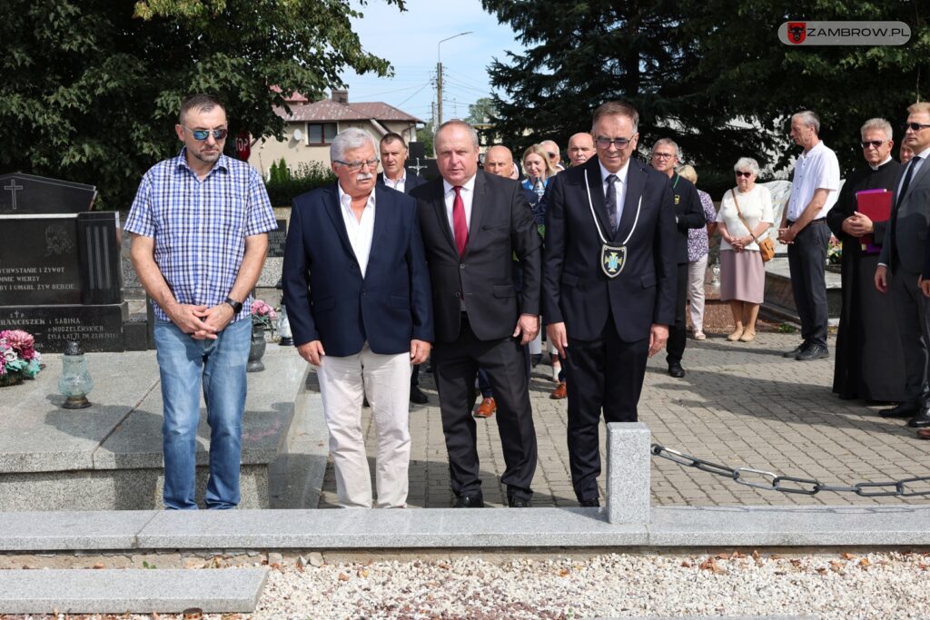 Uczcili pamięć żołnierzy poległych podczas wybuchu II wojny światowej 01.09.2024r. fot. Justyna Włodkowska - Kurpiewska