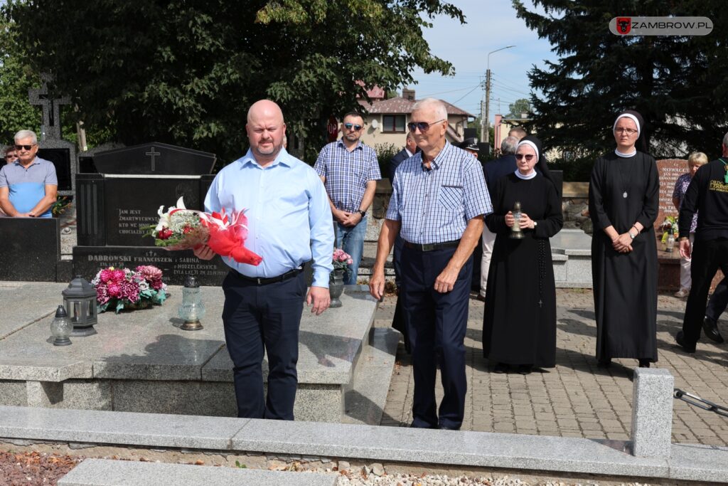 Uczcili pamięć żołnierzy poległych podczas wybuchu II wojny światowej 01.09.2024r. fot. Justyna Włodkowska - Kurpiewska