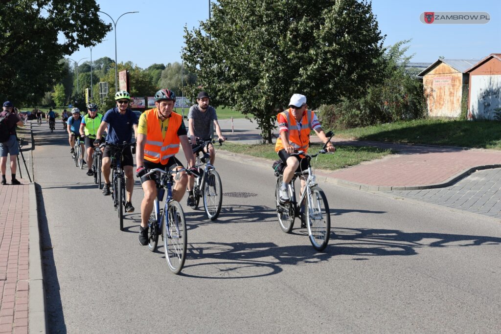 Ostatni rajd “Zambrów na rowery”. Rowerzyści uczcili pamięć żołnierzy poległych w 1939r. 08.09.2024r. fot. J. Włodkowska - Kurpiewska