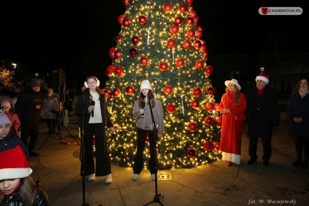 Świąteczny klimat w Zambrowie 01.12.2024r.  fot. M. Maciejewski