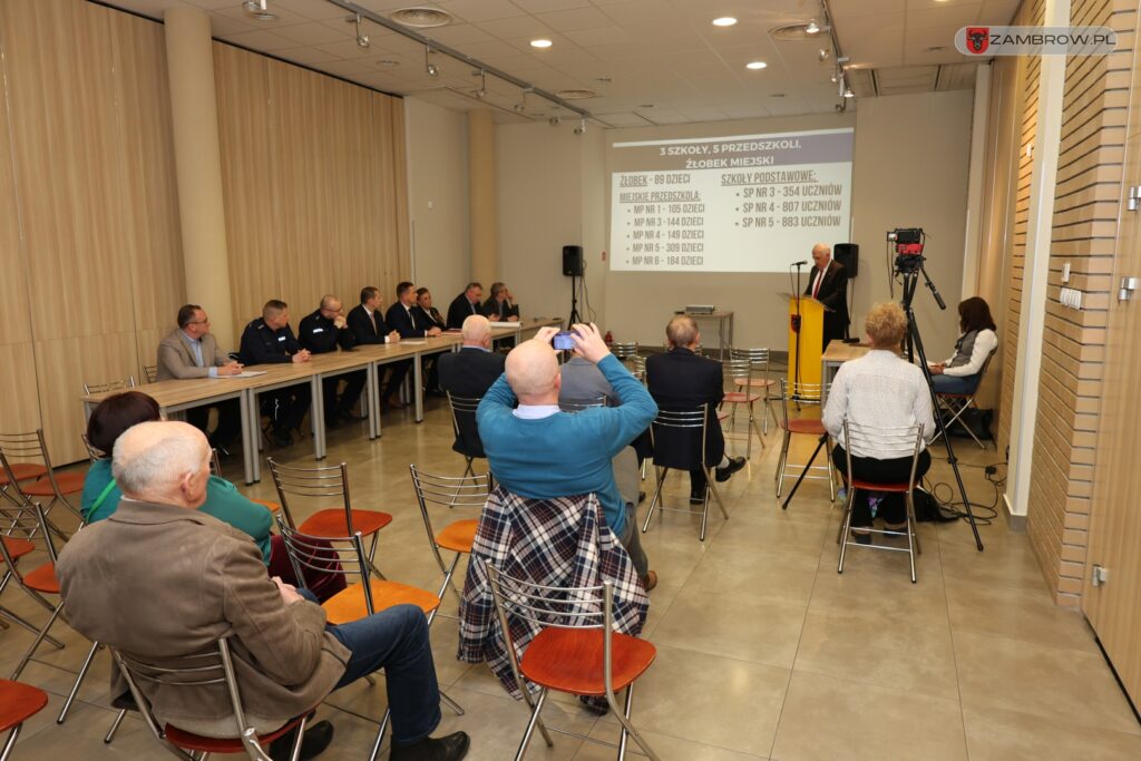 Spotkanie burmistrza z mieszkańcami, 16.12.2024r. fot. M. Maciejewski