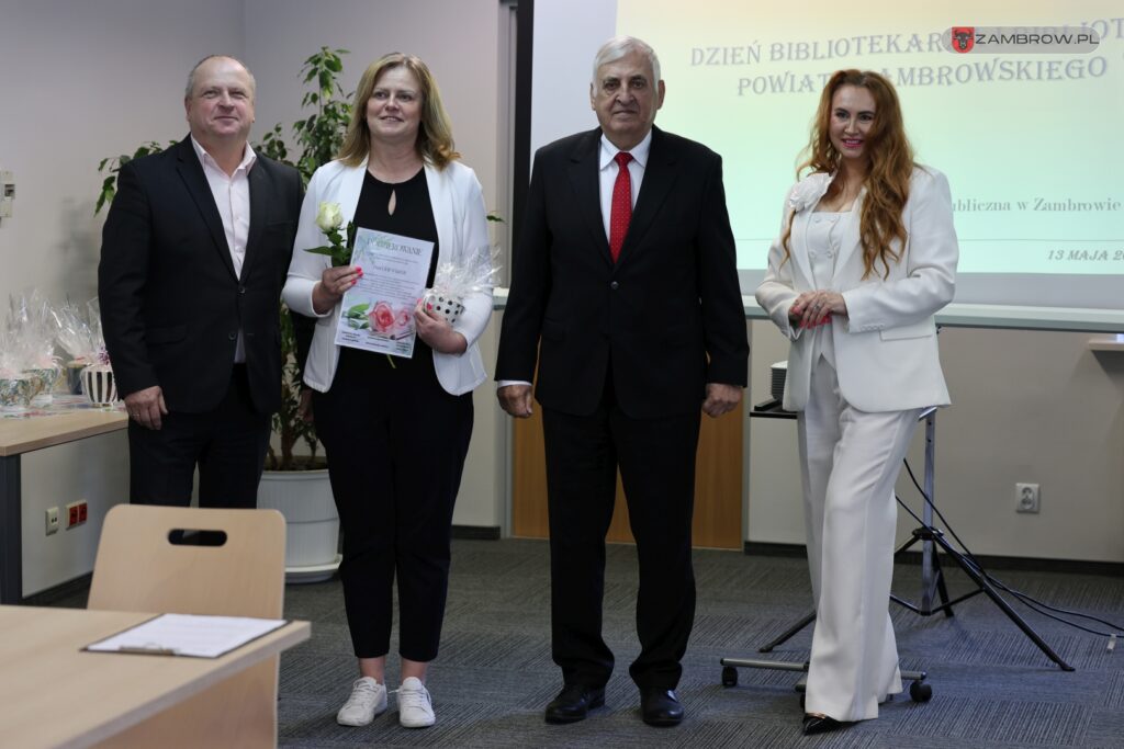 Powiatowy Dzień Bibliotekarzy po raz pierwszy w Zambrowie 13.05.2025r. fot. J. Kurpiewska