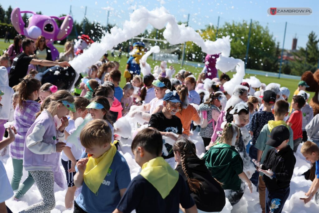 Festyn z okazji Dnia Dziecka 30.05.2025r. fot. J. Kurpiewska