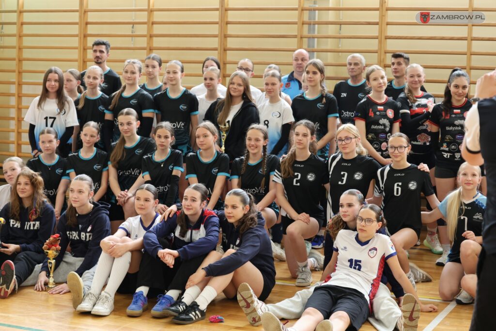 Międzynarodowy Turniej Siatkówki Młodziczek w Zambrowie 01.06.2025r. fot. J. Kurpiewska