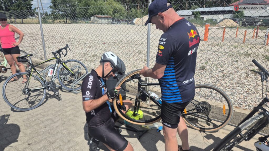 Ponad 200 km pokonali rowerzyści w tegorocznym dwudniowym rajdzie "Zambrów na rowery" 5 - 6.07.2025r. fot. A. Trochimowicz