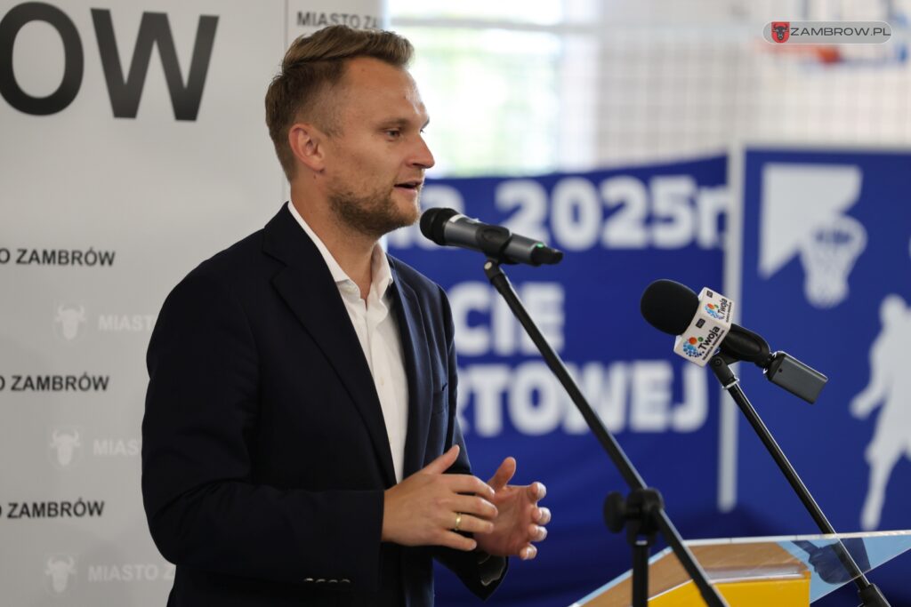 Sala sportowa przy Szkole Podstawowej nr 3 oficjalnie otwarta 05.09.2025r. fot. J. Kurpiewska