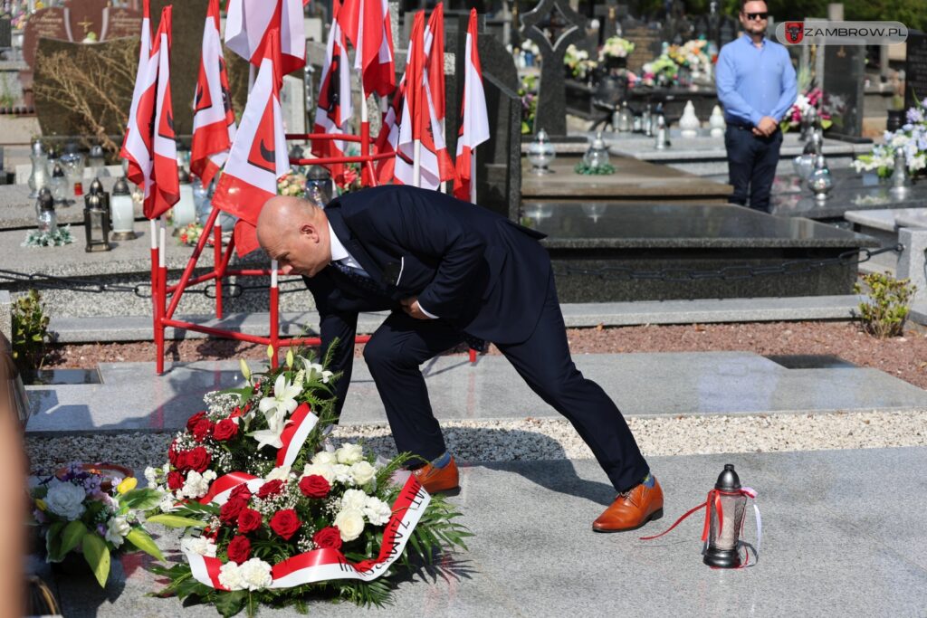 Uczcili pamięć żołnierzy poległych podczas wybuchu II wojny światowej 01.09.2025 fot. J. Kurpiewska