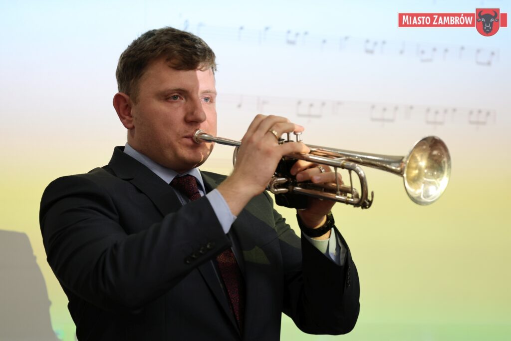 Oficjalnie mamy hejnał Miasta Zambrów! 28.10.2025r. fot. J. Kurpiewska