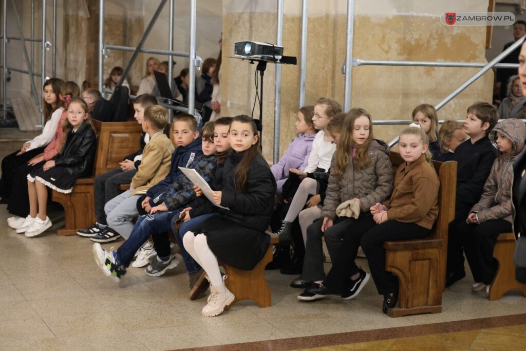Obchody XXV-go Dnia Papieskiego w Zambrowie 12.10.2025r. fot. J. Kurpiewska