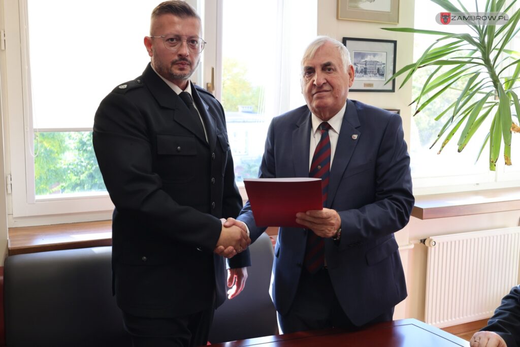 Ochotnicze Straże Pożarne z terenu Gminy Zambrów otrzymały dofinansowanie od Miasta Zambrów 15.10.2025r. fot. J. Kurpiewska