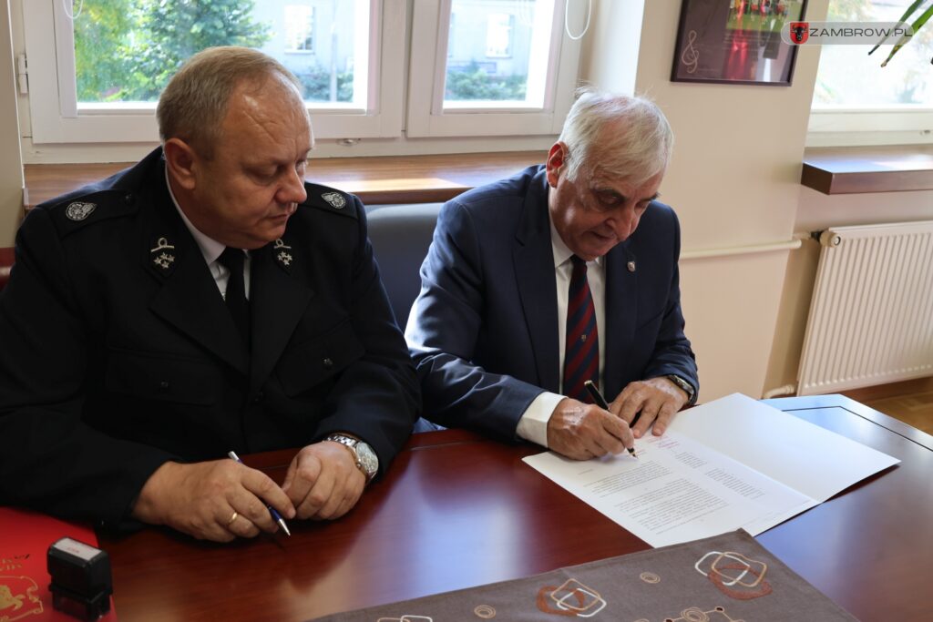 Ochotnicze Straże Pożarne z terenu Gminy Zambrów otrzymały dofinansowanie od Miasta Zambrów 15.10.2025r. fot. J. Kurpiewska