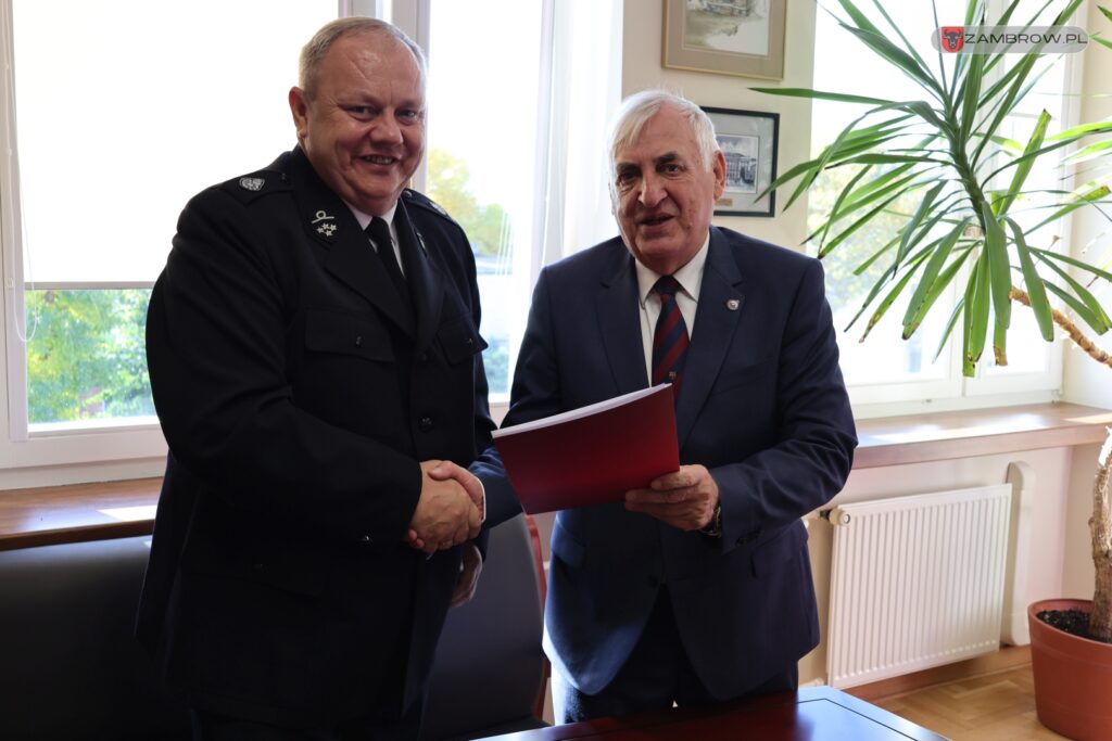 Ochotnicze Straże Pożarne z terenu Gminy Zambrów otrzymały dofinansowanie od Miasta Zambrów 15.10.2025r. fot. J. Kurpiewska