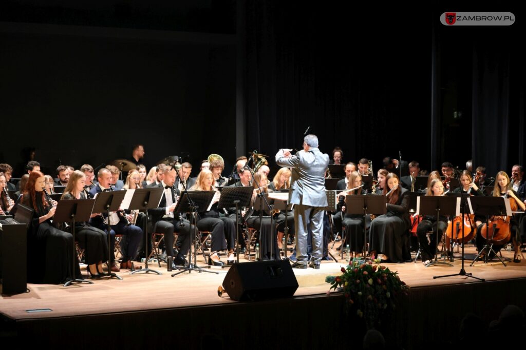 IV Międzynarodowa Parada Dyrygentów Młodzieżowych Orkiestr Dętych 26.10.2025r. fot. J. Kurpiewska